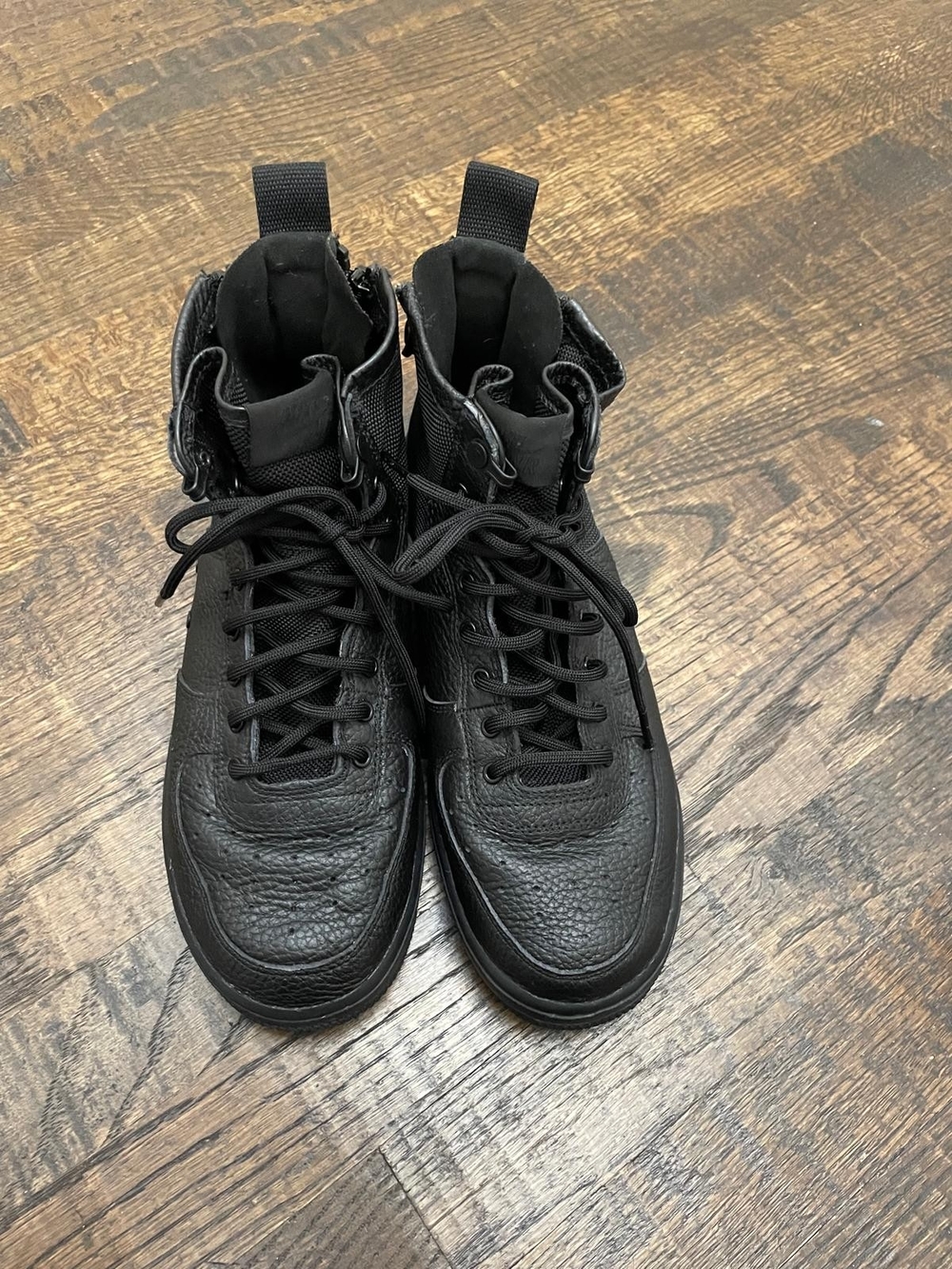 Nike Black SF Air Force Mid Size 7Y